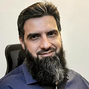 lums employee profile image