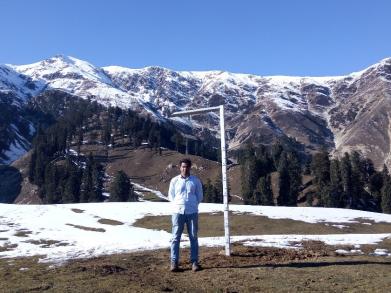 LUMS Centre for Water Informatics & Technology Develops Smart Sensors to Measure Snowmelt